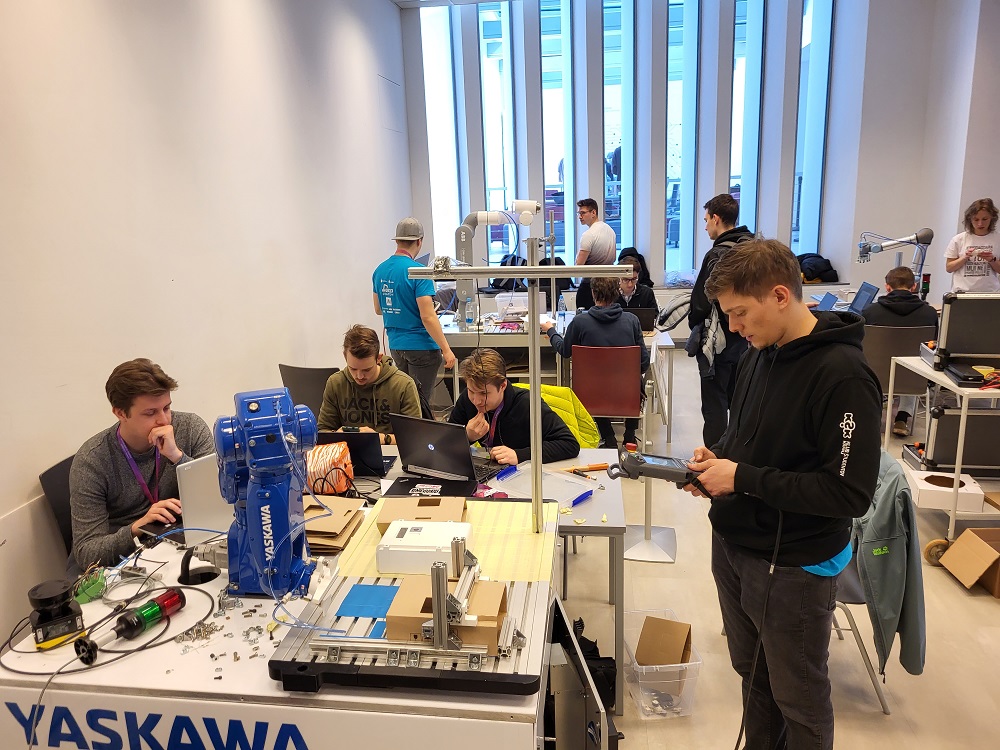 Successful implementation of the robotics hackathon Industrial Robotics ...