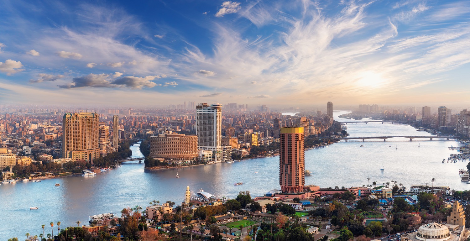 Downtown cairo nile river egypt hi-res stock photography and images - Alamy